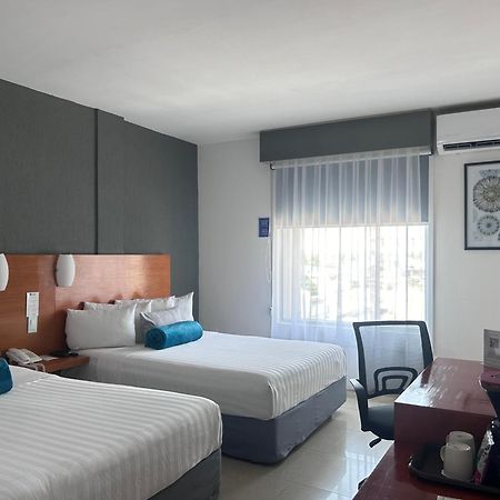 Hotel Gran Minatitlan Plaza Exterior photo